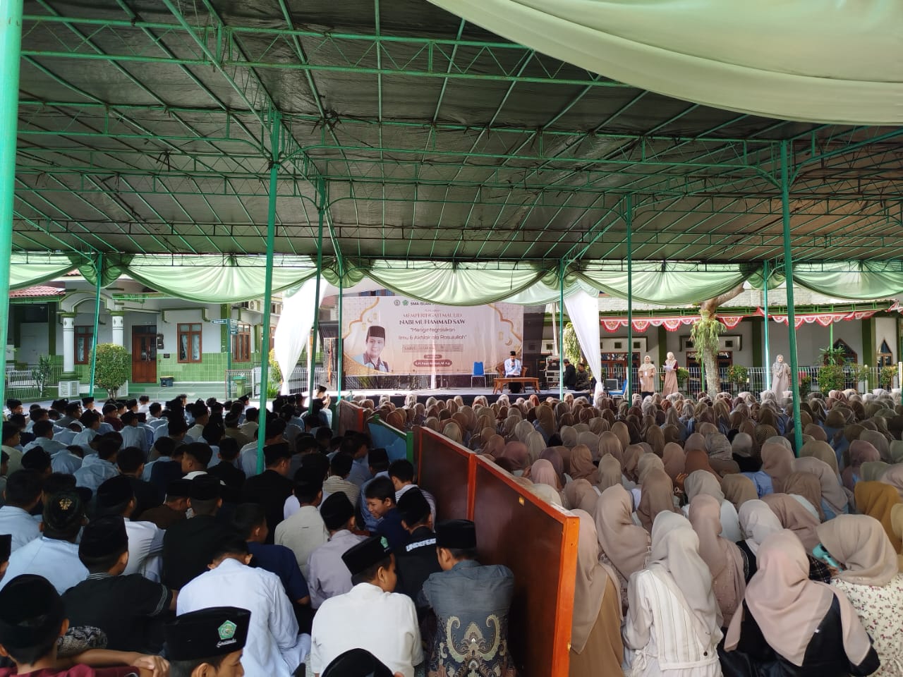 SMA Islam Sudirman Ambarawa Peringati Maulid Nabi Muhammad SAW 1447 H